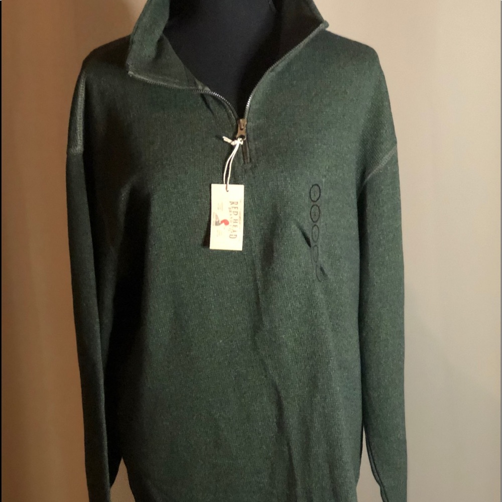 Read head sweater